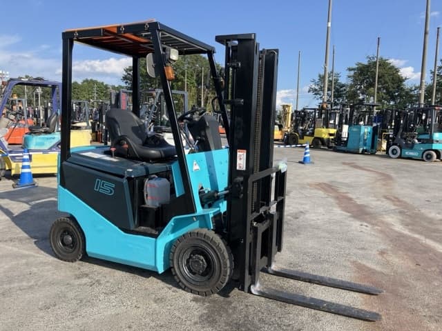 Battery Forklift — Auction (lot 8457-2072)