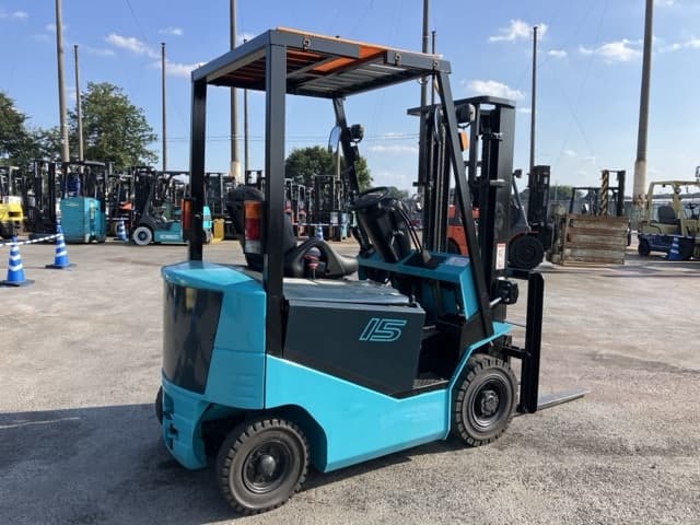 Battery Forklift — Auction (lot 8457-2072)