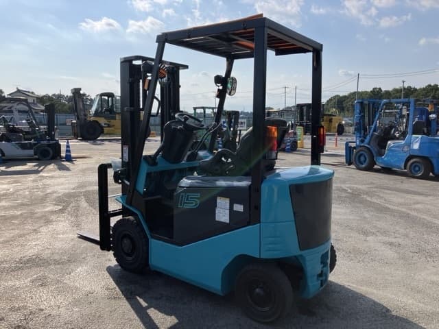 Battery Forklift — Auction (lot 8457-2072)
