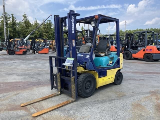 Forklift — Auction (lot 8457-2073)