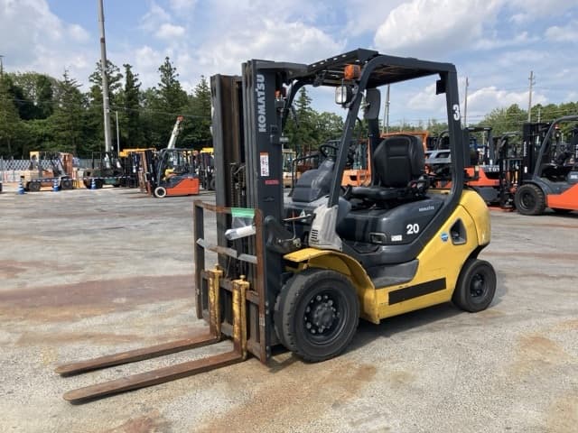 Forklift — Auction (lot 8457-2076)
