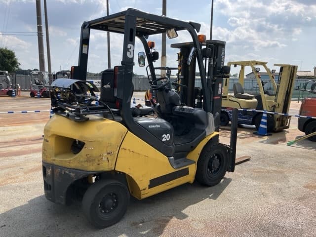 Forklift — Auction (lot 8457-2076)