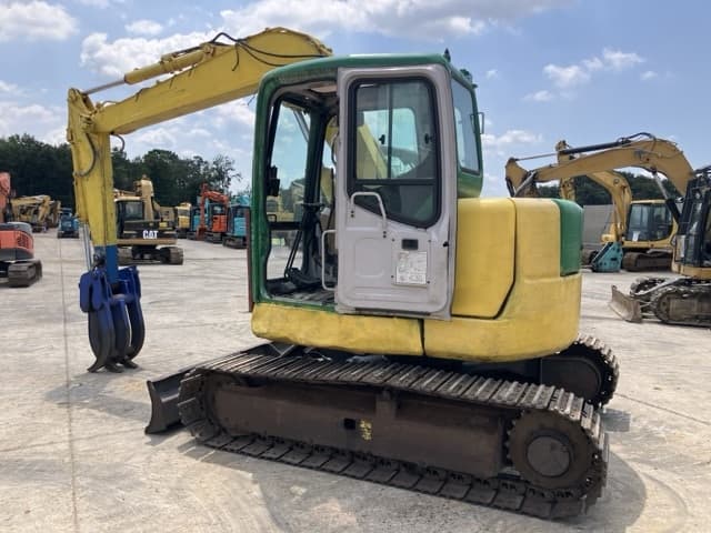 EXCAVATOR — Auction (lot 8457-208)