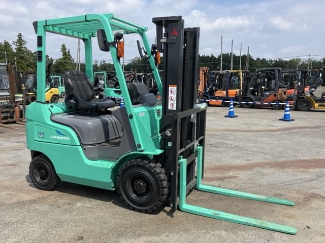 Forklift — Auction (lot 8457-2081)