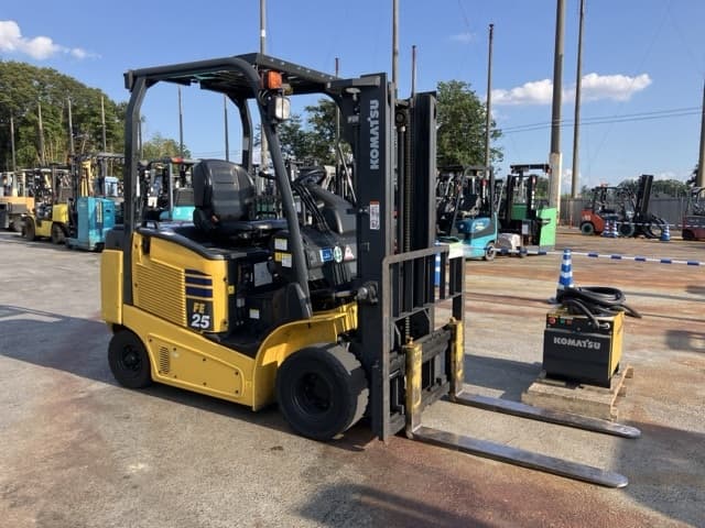 Battery Forklift — Auction (lot 8457-2093)