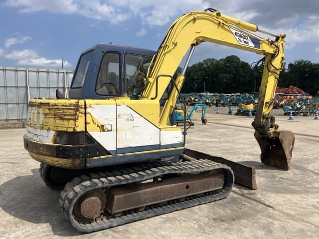 EXCAVATOR — Auction (lot 8457-21)