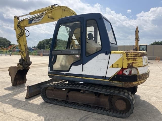 EXCAVATOR — Auction (lot 8457-21)