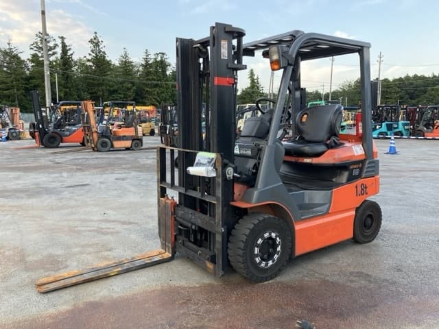 Battery Forklift — Auction (lot 8457-2101)