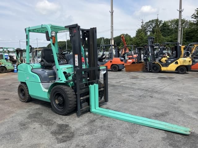 Forklift — Auction (lot 8457-2106)