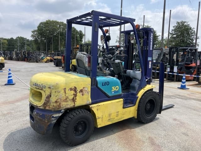 Forklift — Auction (lot 8457-2113)