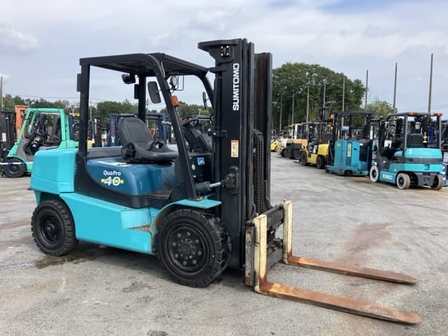 Forklift — Auction (lot 8457-2123)