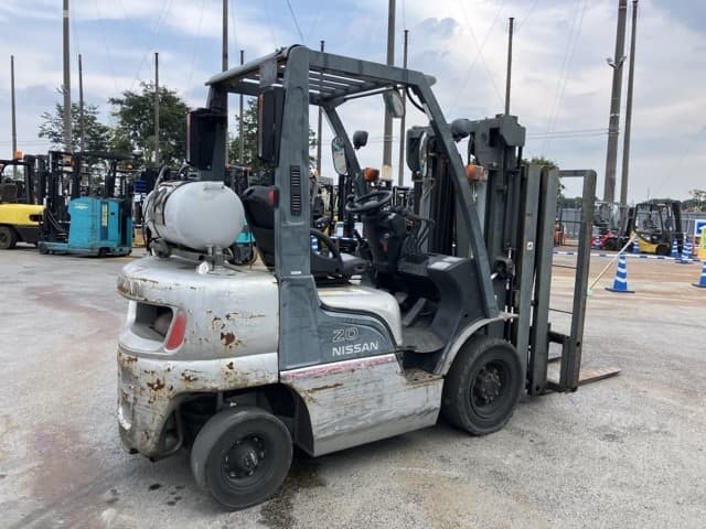 Forklift — Auction (lot 8457-2136)