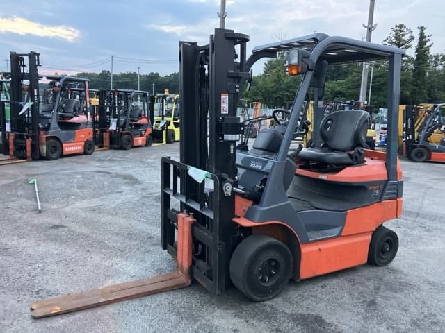 Battery Forklift — Auction (lot 8457-2138)