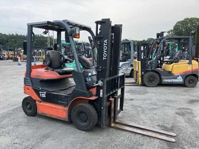 Battery Forklift — Auction (lot 8457-2139)