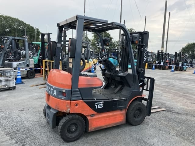 Battery Forklift — Auction (lot 8457-2139)