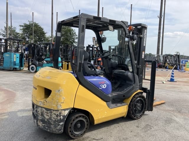 Forklift — Auction (lot 8457-2140)