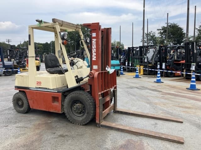 Forklift — Auction (lot 8457-2141)