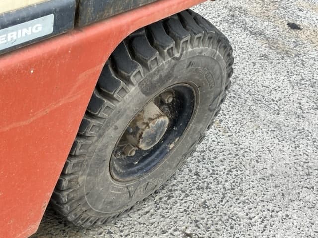 Forklift — Auction (lot 8457-2141)