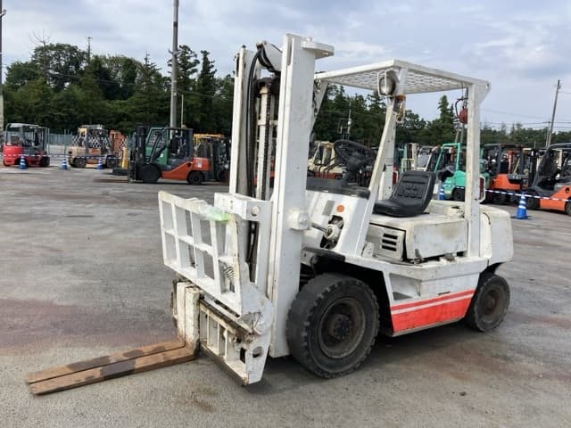 Forklift — Auction (lot 8457-2143)