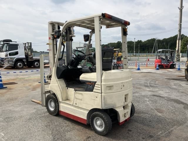 Battery Forklift — Auction (lot 8457-2148)