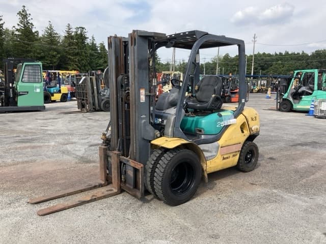 Forklift — Auction (lot 8457-2155)
