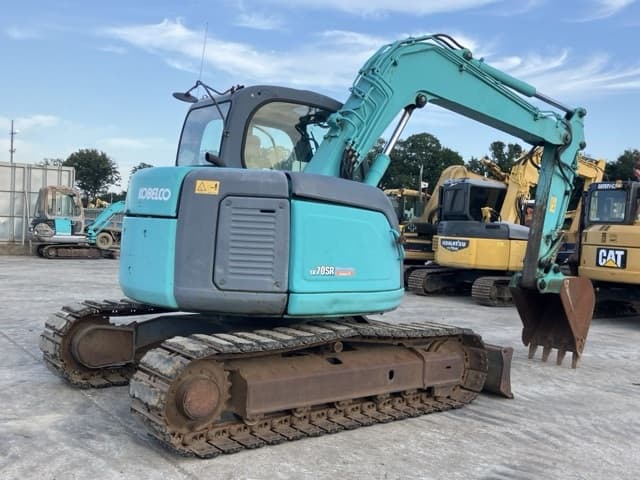EXCAVATOR — Auction (lot 8457-216)