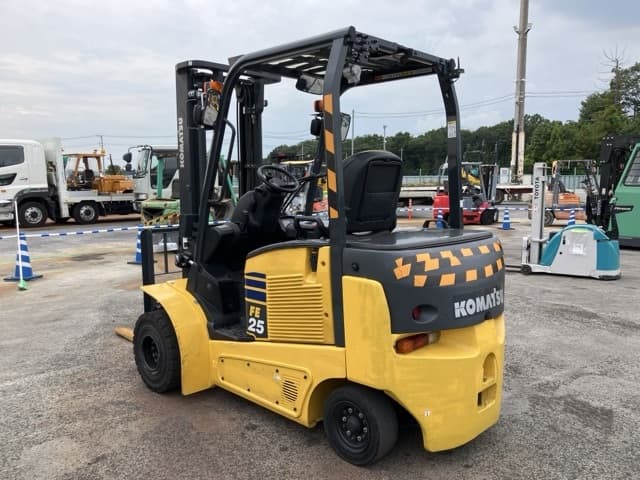 Battery Forklift — Auction (lot 8457-2161)