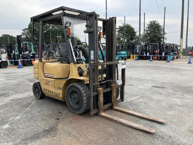 Forklift — Auction (lot 8457-2166)