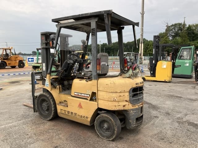 Forklift — Auction (lot 8457-2166)