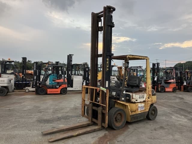 Forklift — Auction (lot 8457-2167)