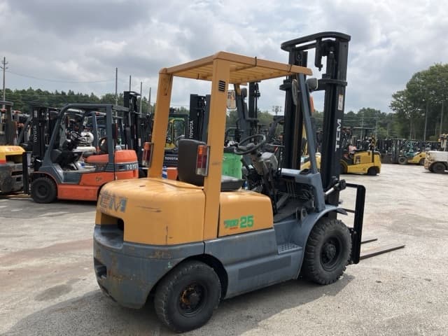 Forklift — Auction (lot 8457-2171)