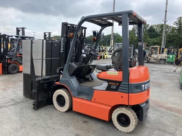 Battery Forklift — Auction (lot 8457-2173)