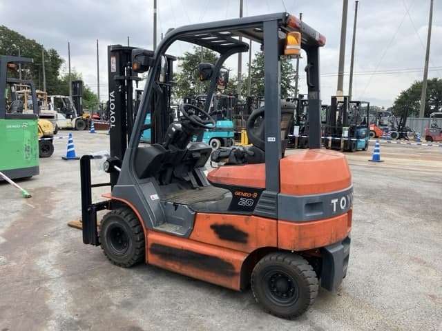 Battery Forklift — Auction (lot 8457-2174)