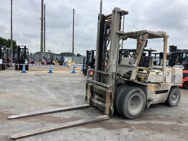 Forklift — Auction (lot 8457-2176)