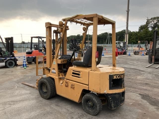 Forklift — Auction (lot 8457-2183)