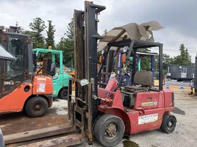 Forklift — Auction (lot 8457-2184)