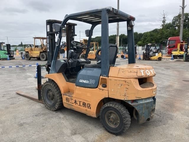 Forklift — Auction (lot 8457-2192)