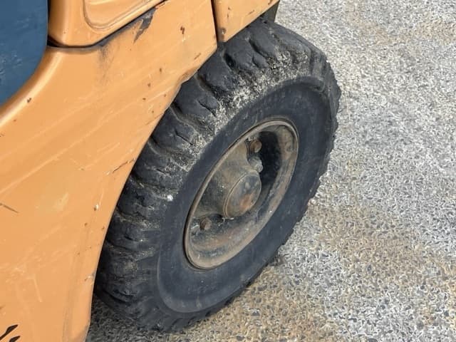 Forklift — Auction (lot 8457-2192)