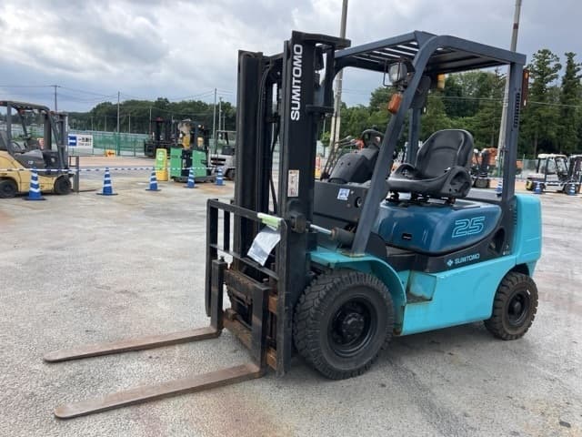 Forklift — Auction (lot 8457-2196)