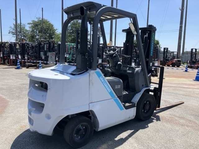 Forklift — Auction (lot 8457-2197)