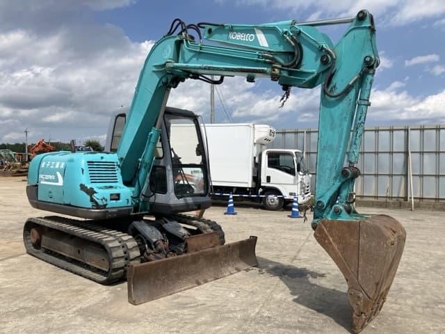 EXCAVATOR — Auction (lot 8457-22)