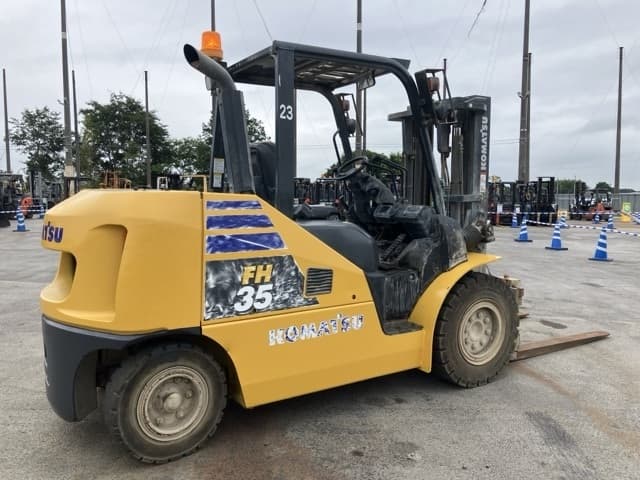 Forklift — Auction (lot 8457-2202)