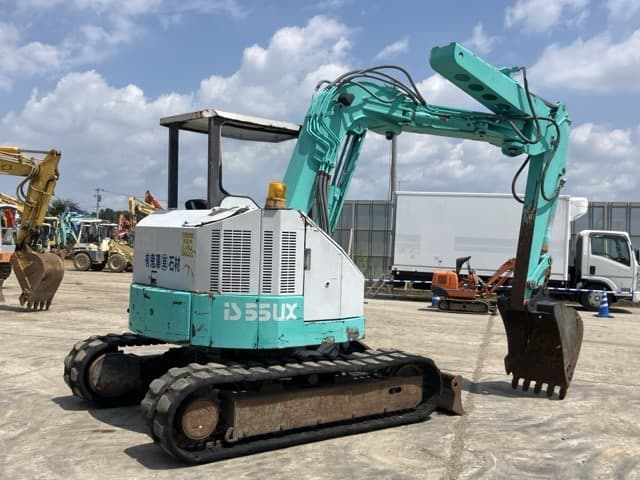 MINI EXCAVATOR — Auction (lot 8457-221)