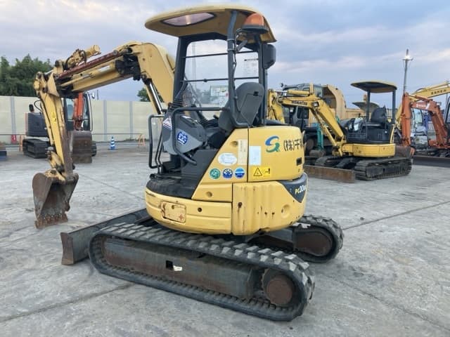 MINI EXCAVATOR — Auction (lot 8457-235)