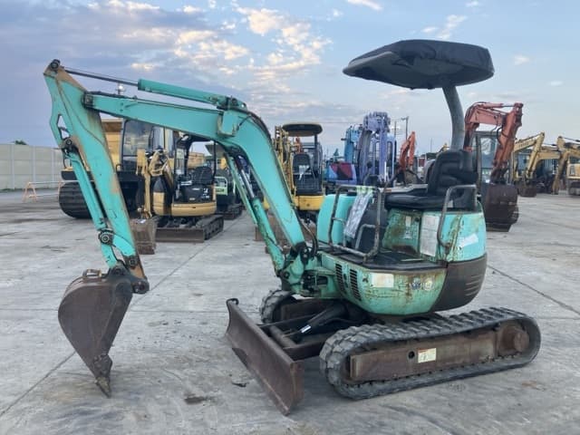 MINI EXCAVATOR — Auction (lot 8457-236)