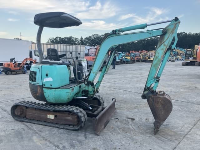 MINI EXCAVATOR — Auction (lot 8457-236)
