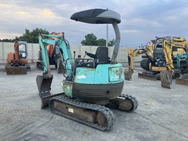 MINI EXCAVATOR — Auction (lot 8457-236)