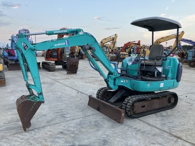 MINI EXCAVATOR — Auction (lot 8457-237)