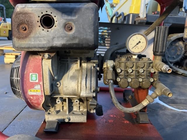 HIGH PRESSURE WASHING MACHINE — Auction (lot 8457-23804)