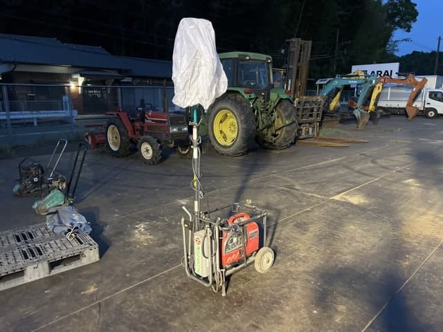 Floodlight — Auction (lot 8457-23806)